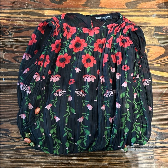 ANTHROPOLOGIE Floral Black and Red bubble  Blouse tank - Picture 1 of 2